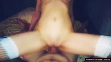 Трахнулась с братом, пока родители спали