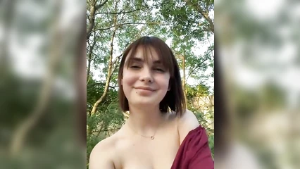 Ирочка дрочит писю для мальчиков