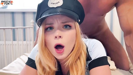 Пришла на задержание