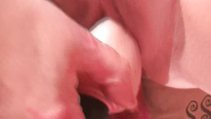 Оксанка я с игрушкой