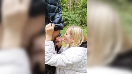 На природе кончил Марине на лицо