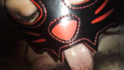 Жена лижет жопу