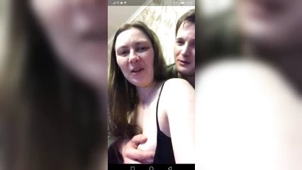 Подержался за сиську в прямом эфире