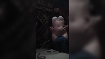 Решила побаловать стриптизом