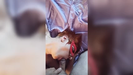 Моя рыжуля берёт в ротик