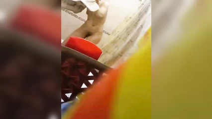 Подглядывание за бывшей в душе